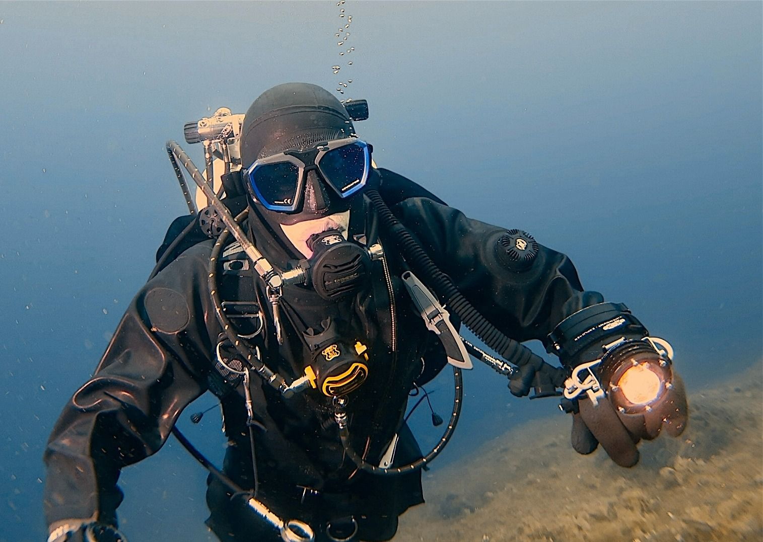 111c522f f6c5 4667 b0f4f5c264b082