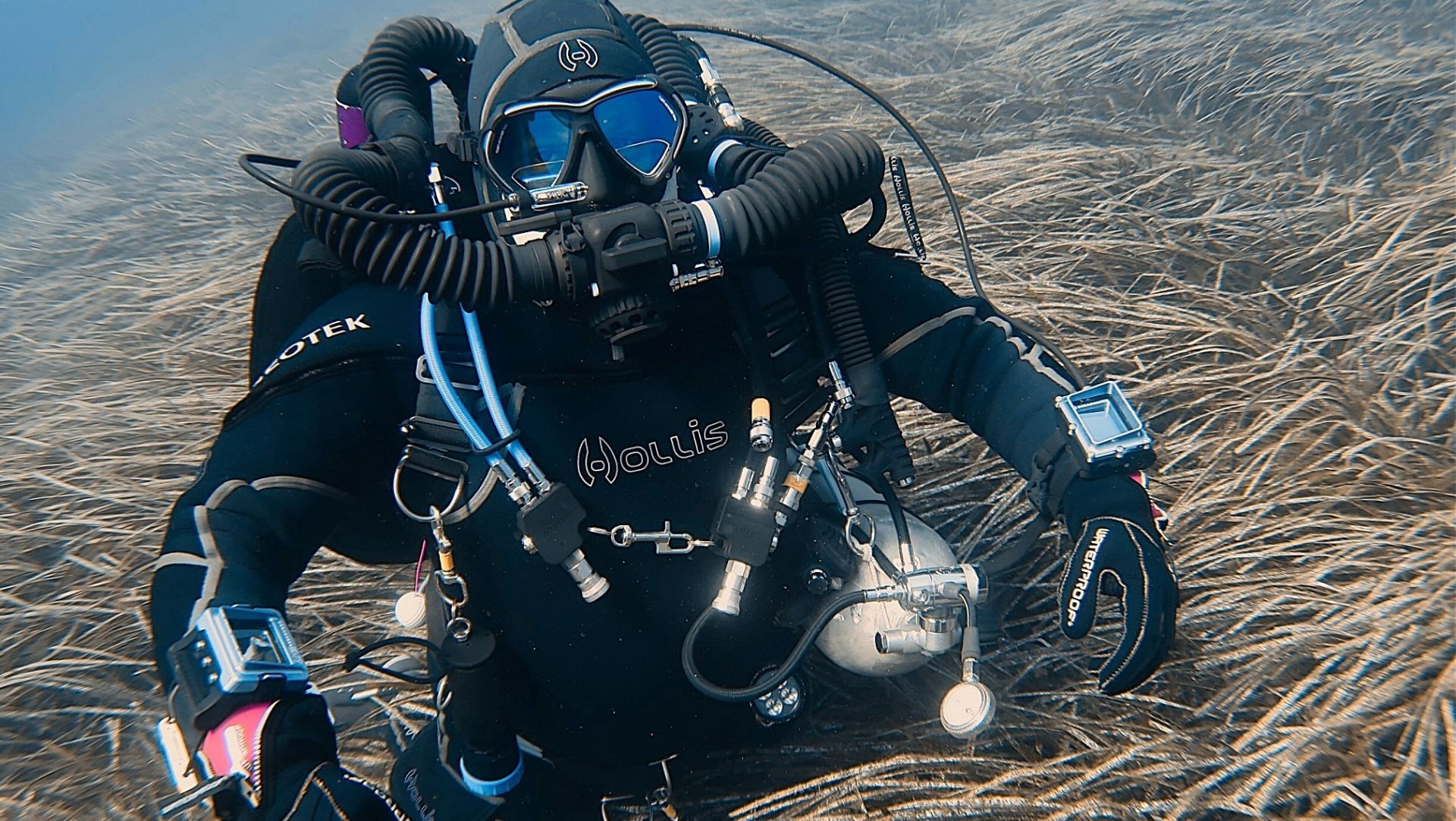 860b499b fc47 4c94a4 b218833d6ca0