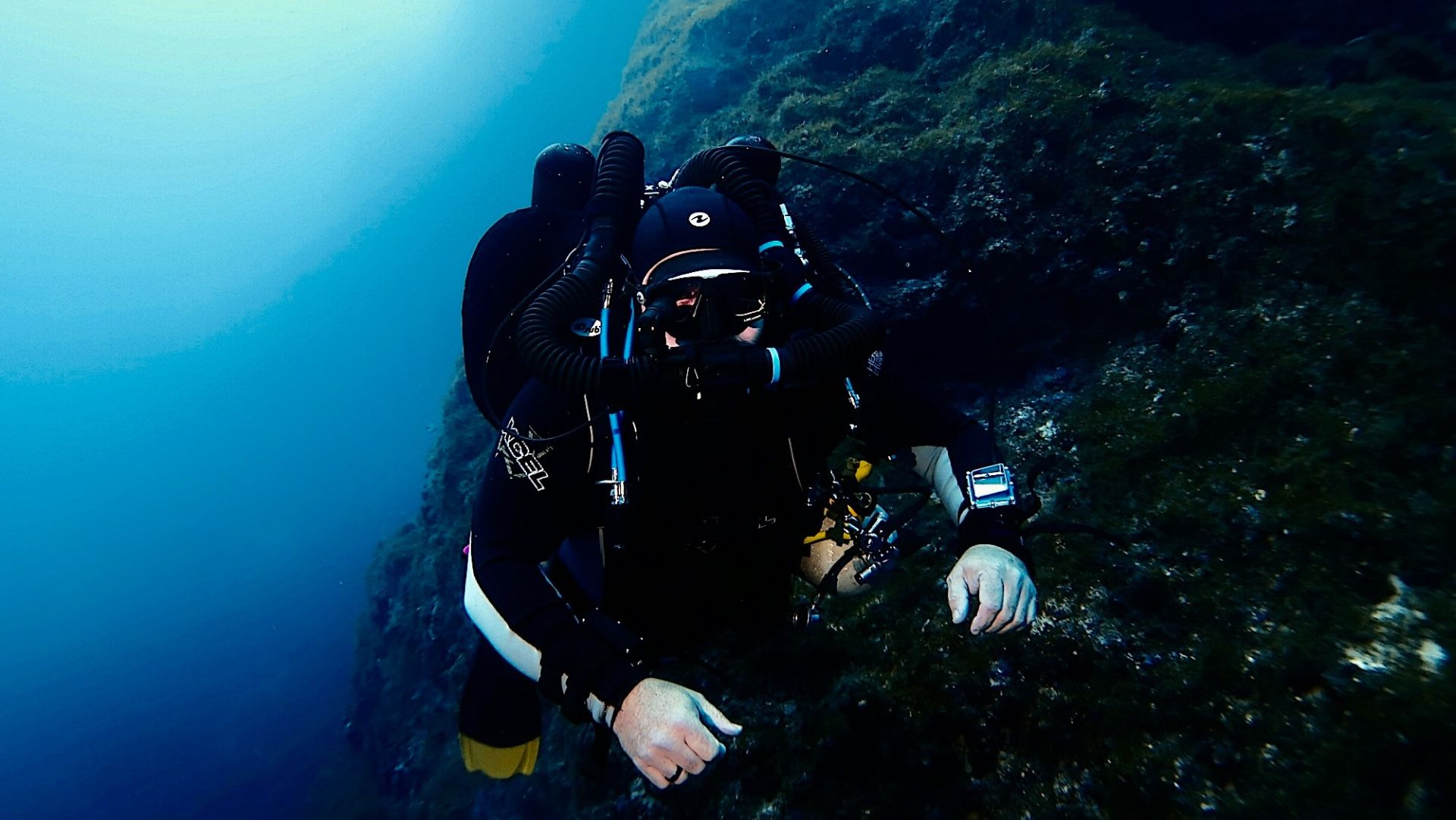 fc337d7f ee05 42e4 80b3a27fb2ff0e